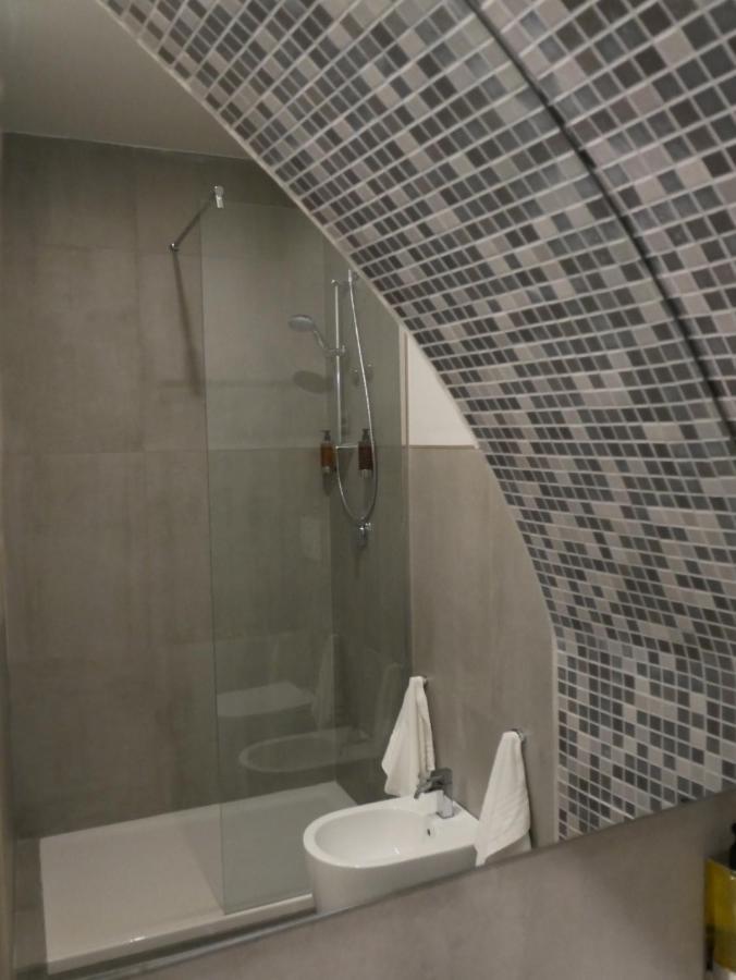 Vuciata Apartments Катания Экстерьер фото